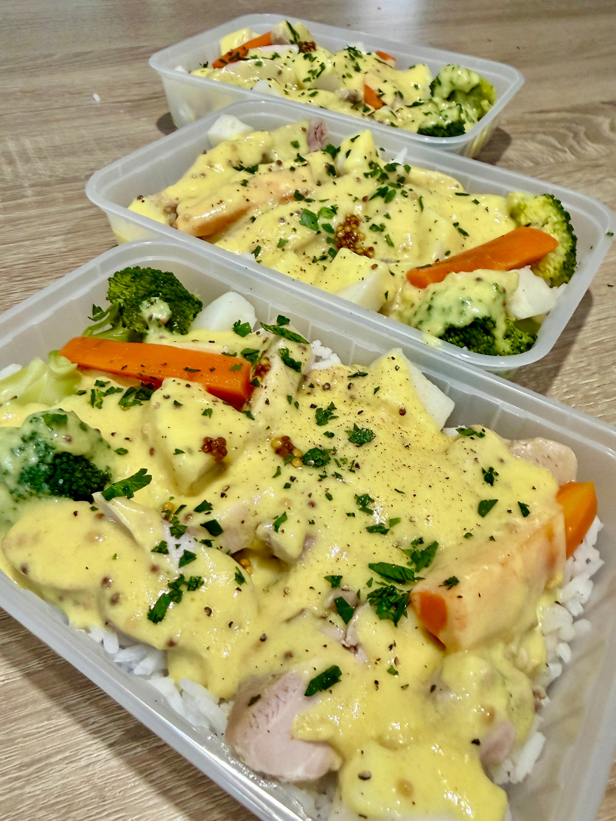 Chicken in Mustard sauce with vegetables -single serve - frozen